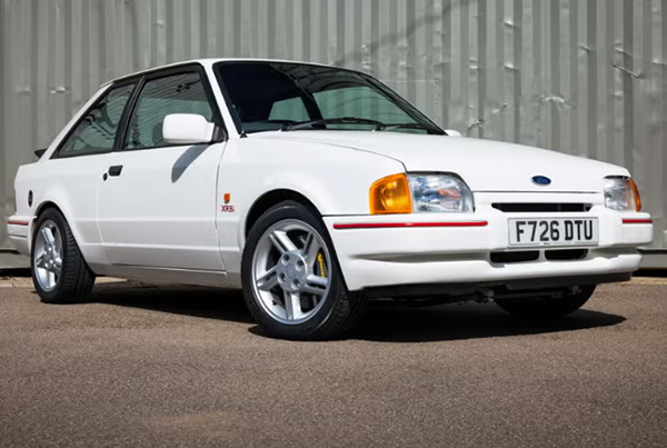 Ford Escort XR3i Restomod Turns An ’80s Hot Hatch Into The Car Fans Remember